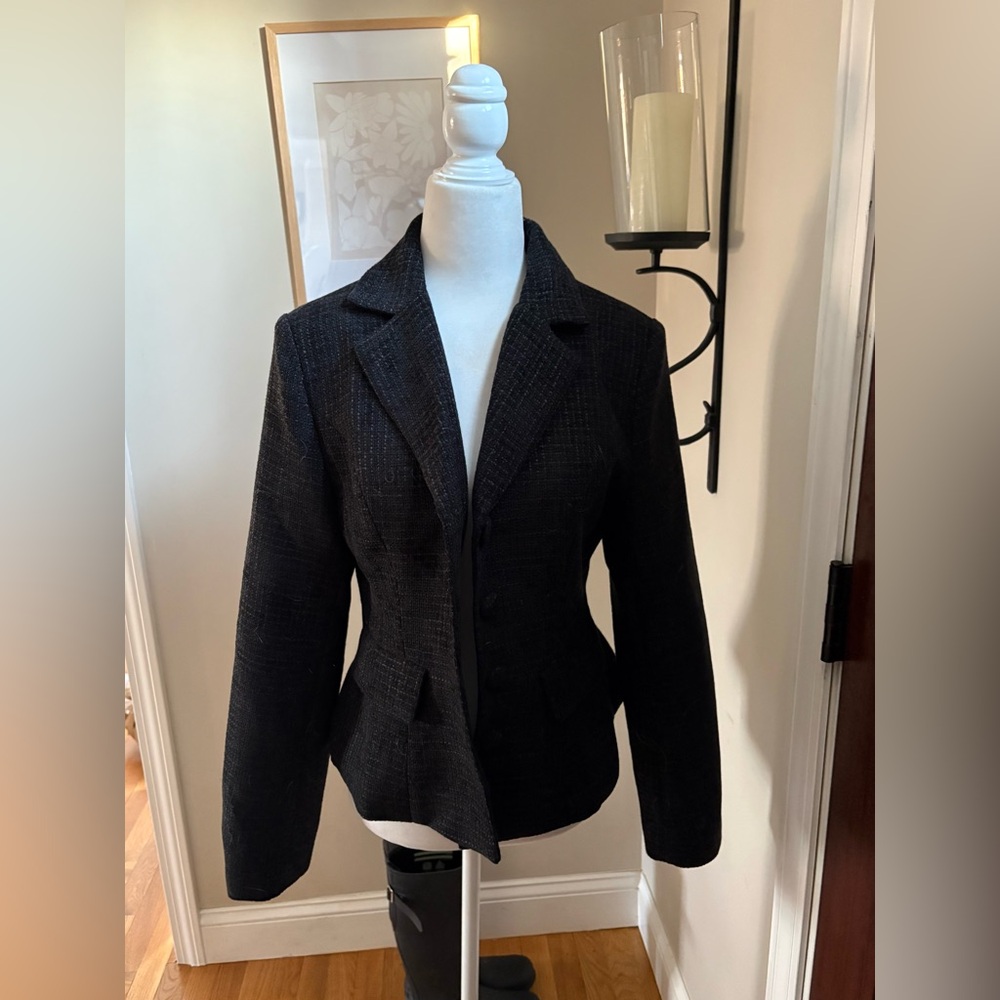 NWT Tweed fitted lapel blazer. Black. M
